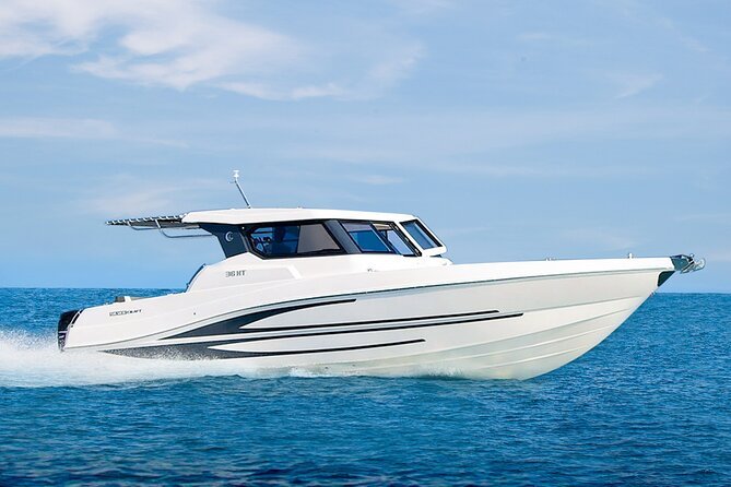 Explore Dubai with Our Exclusive 36Ft Yacht Tour